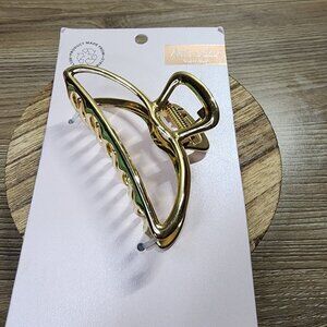 Free with $10 Purchase‎